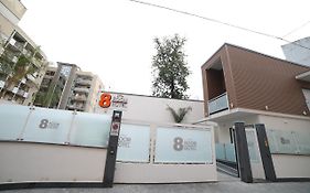 8Room Hotel